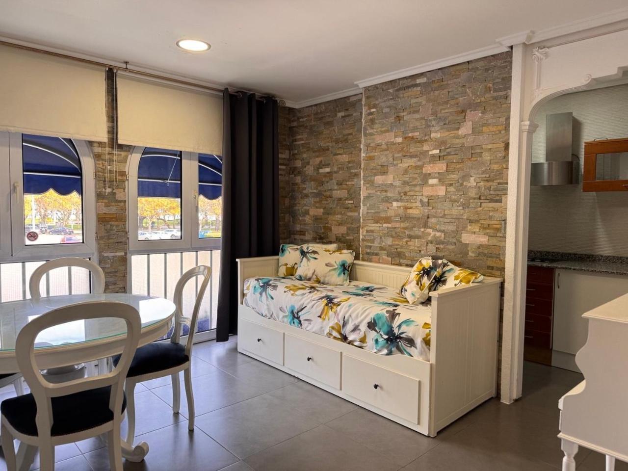 Apartamentos Las Brisas Santander Habitación foto